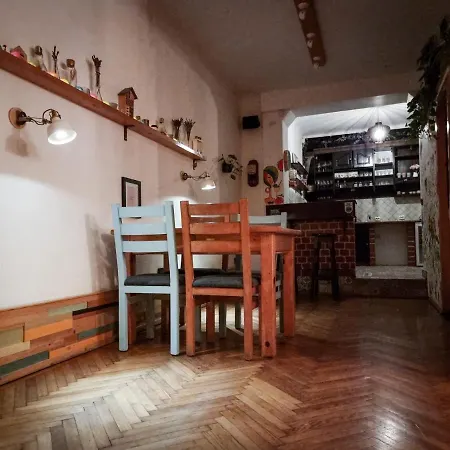 Home Central Apartment